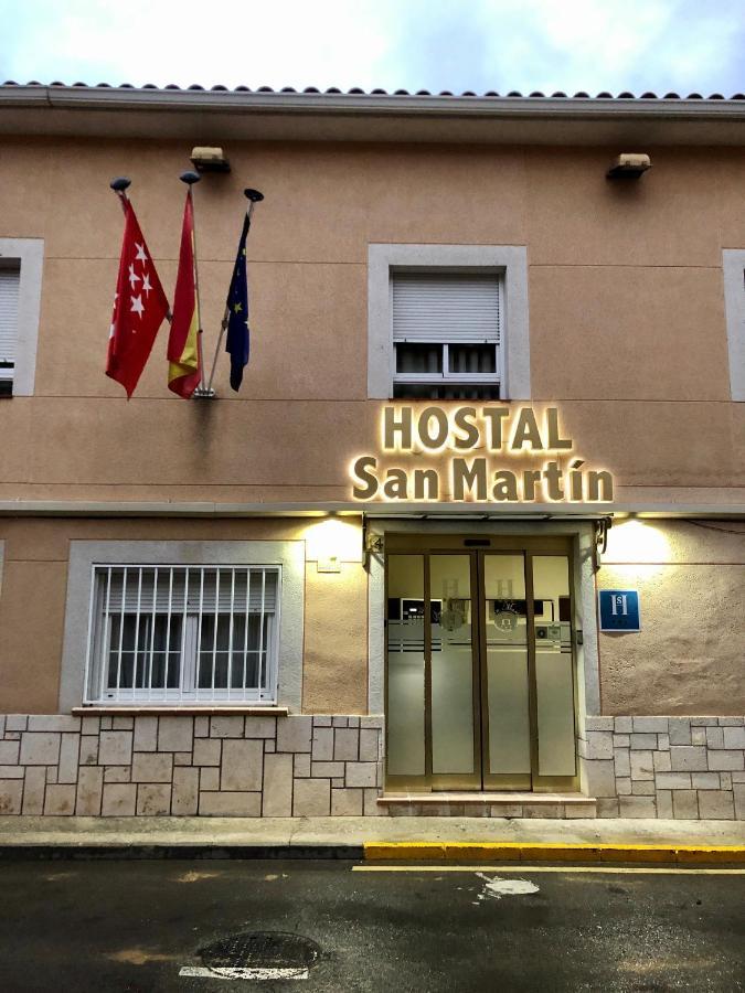 Hostal San Martin San Martín de la Vega Buitenkant foto